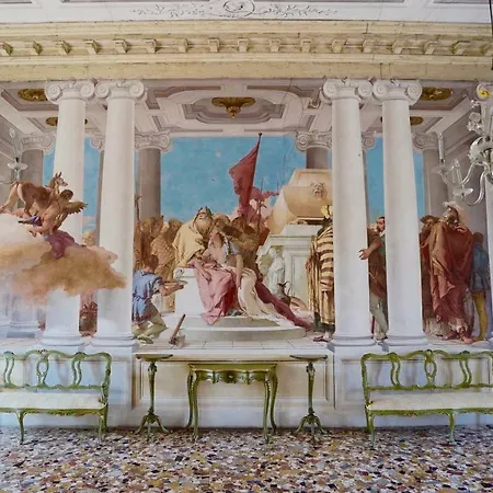 Palazzina Di Valmarana *